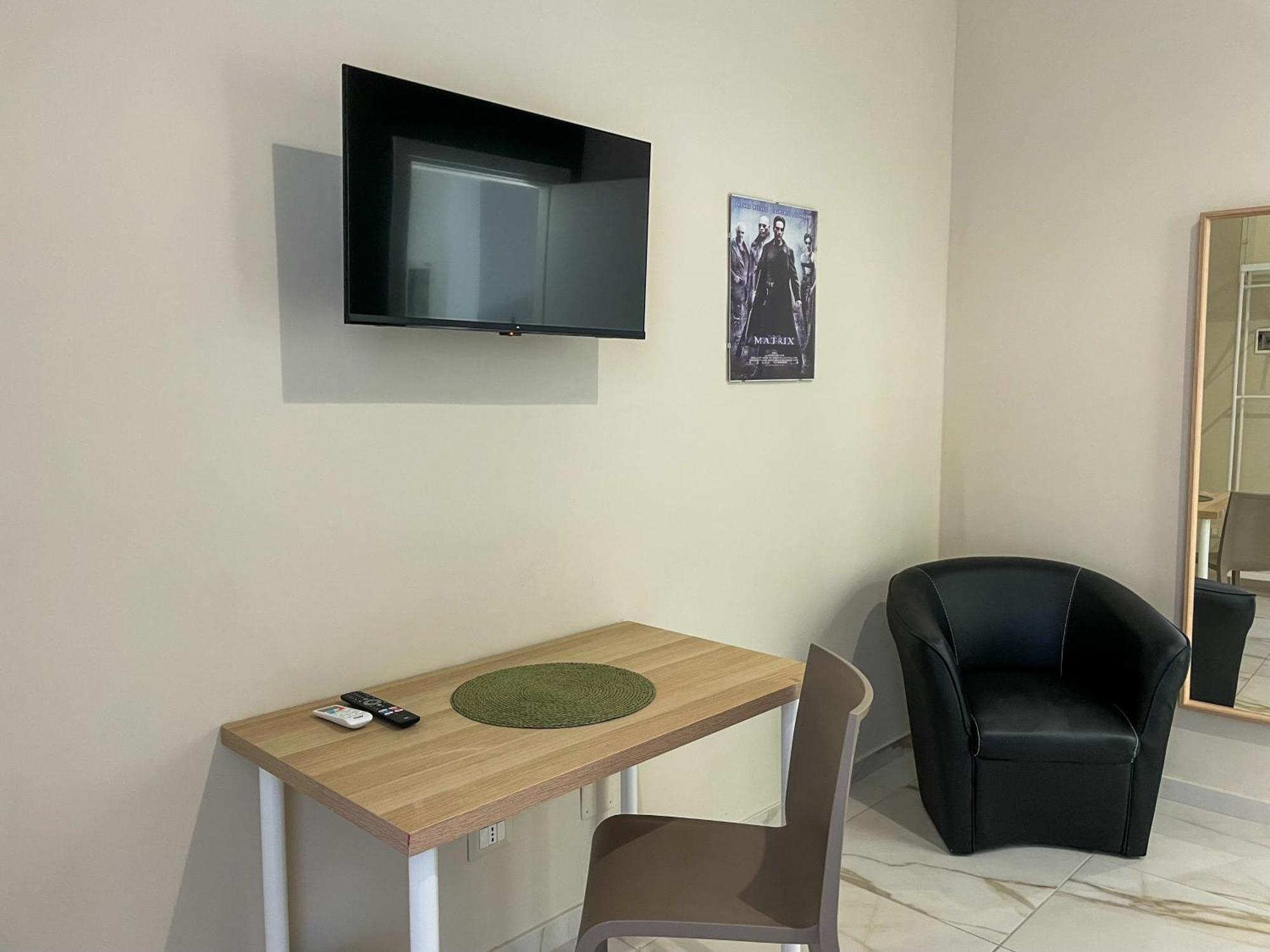 Louma Rooms Bari Exterior foto